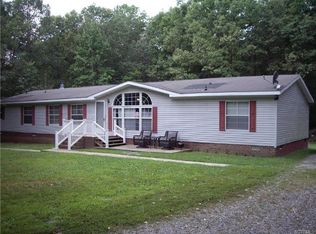 4386 Halls Rd, Mineral, VA 23117