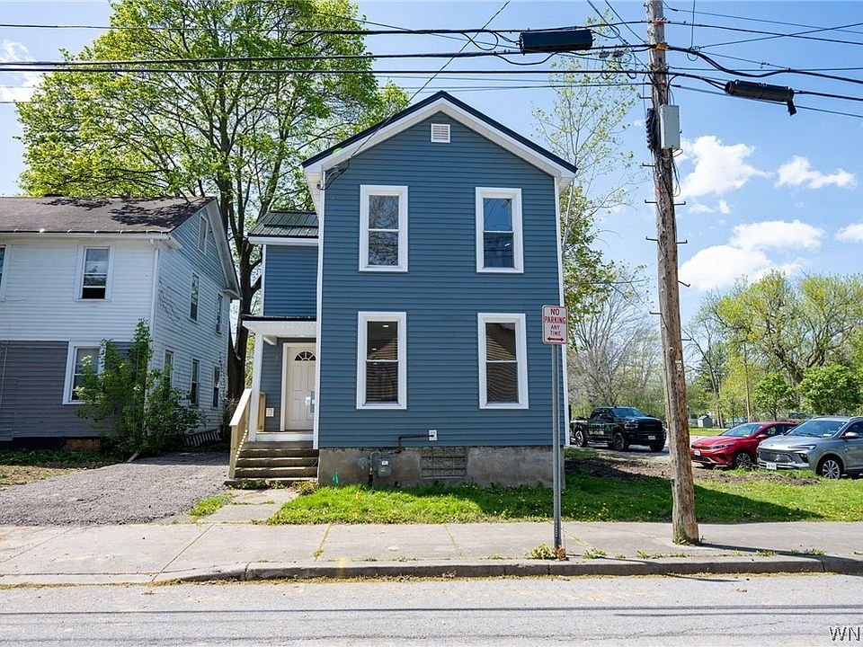 1st image of 7 Pleasant St
