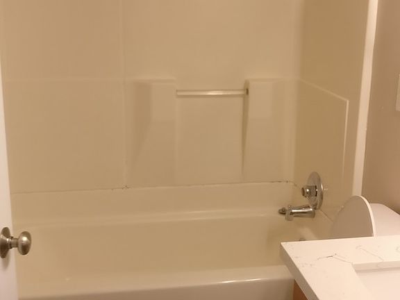 4th image of 3304 Nassau St APT 5