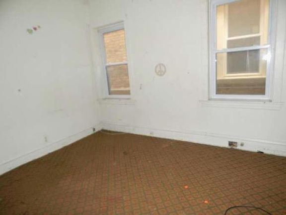 5th image of 5005 N Mozart St
