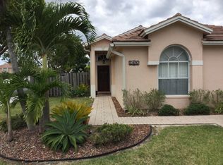 14692 SW 155th Pl, Miami, FL 33196