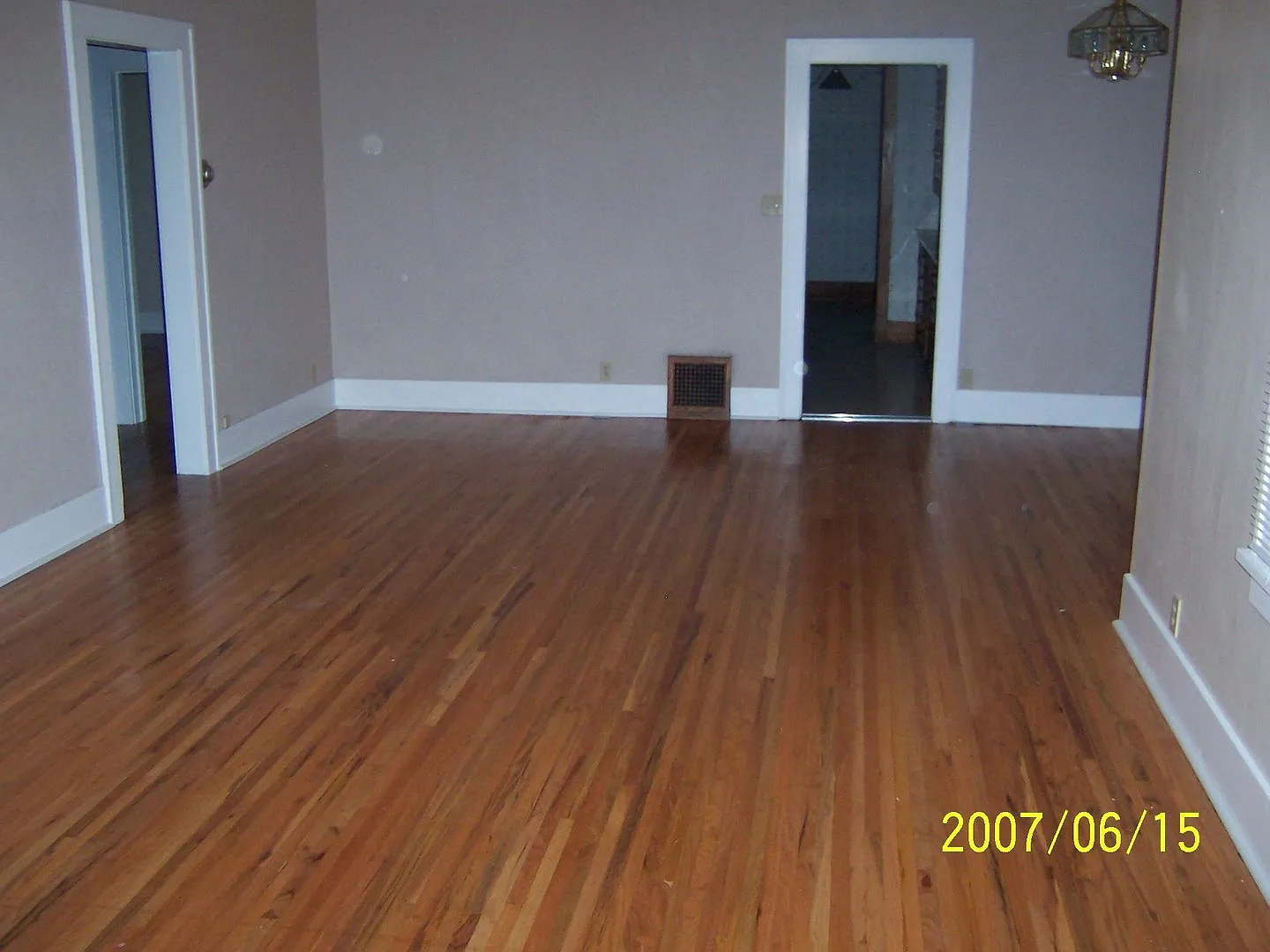 808 W. Myrtle Street-M808 — Photo 2