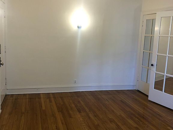 4th image of 4832 N Wolcott Ave #1NW