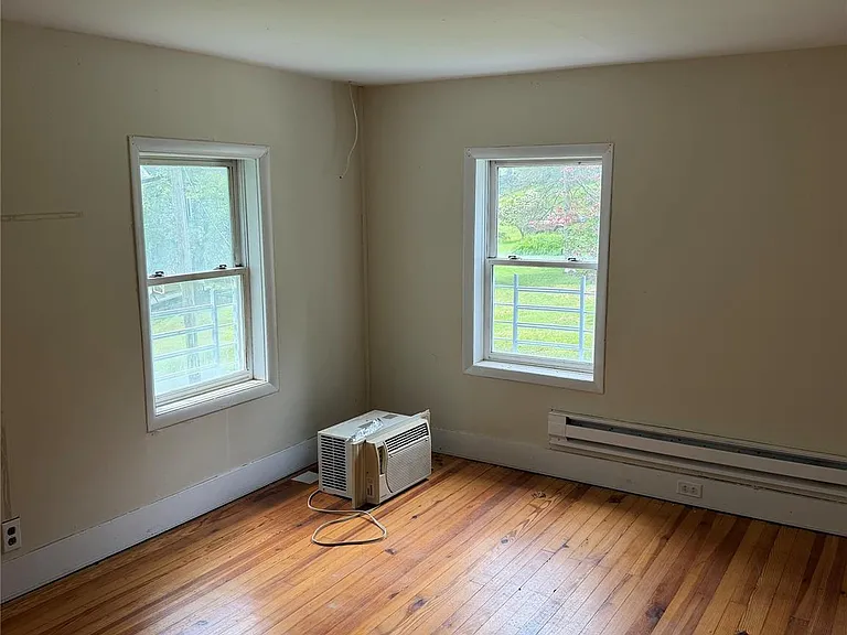 247 Sprague Ave — Photo 8