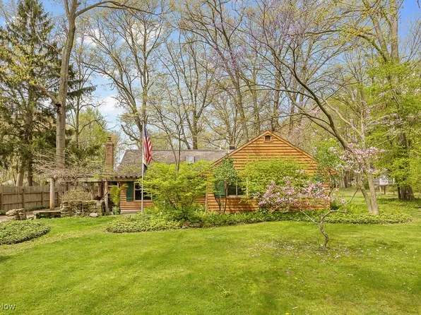 4120 Clague Rd, North Olmsted, OH 44070