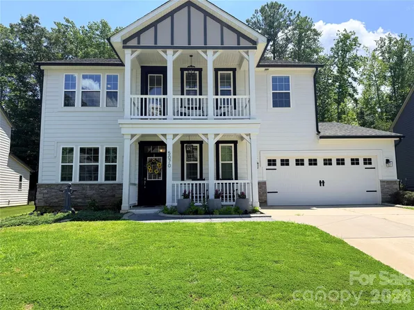5070 Watersail Way, Clover, SC 29710