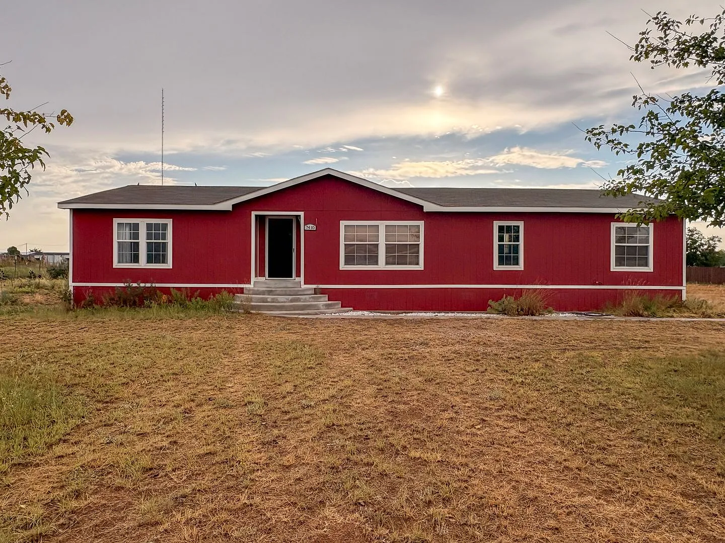 7410 Palo Verde | Hobbs — Photo 1