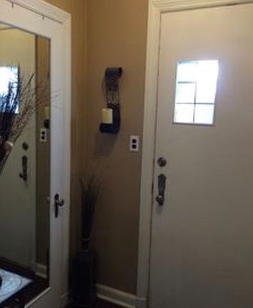 5th image of 1025 Brown Ave