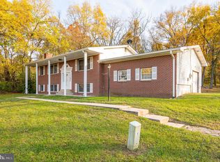 1298 Sam Mason Rd, Bunker Hill, WV 25413