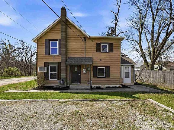 2nd image of 411 Johnson Dr