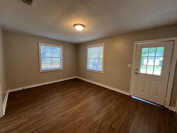 5th image of 607 Melba Ave