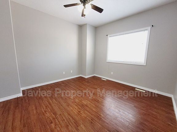 5th image of 10220 150th St NW #1