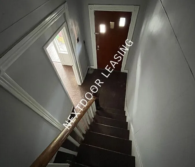 96 Brown Pl #SINGLEFAM — Photo 9