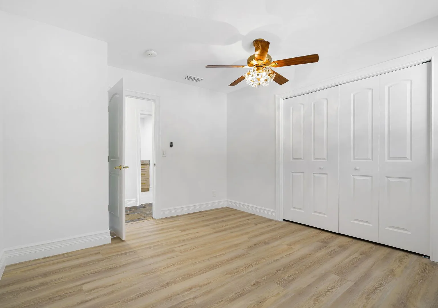 Beautiful Tampa Residence For Rent — Photo 4