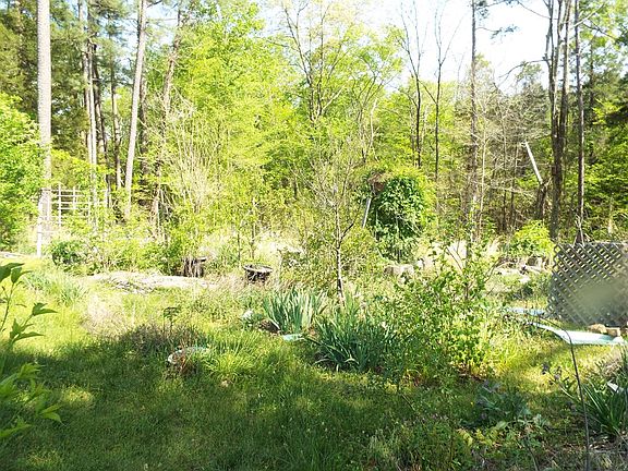 5th image of 83 Poplar Creek St
