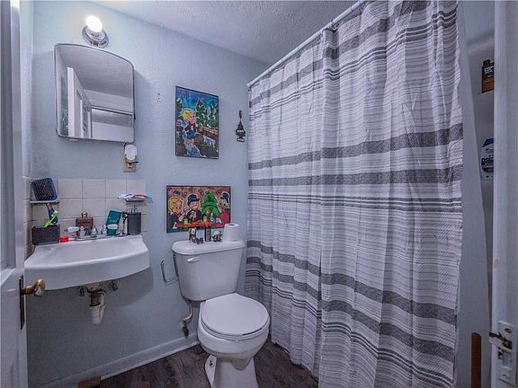 5th image of 301 S Water St