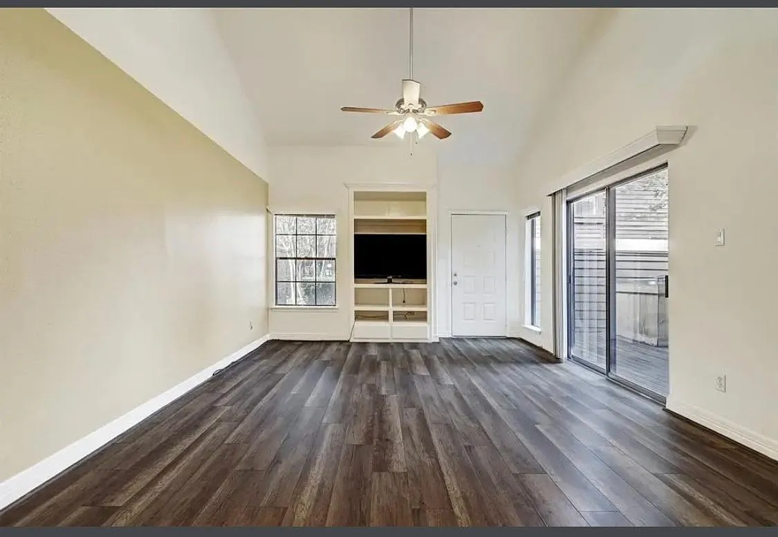3 bed, 1230 sqft, $1,995 — Photo 3