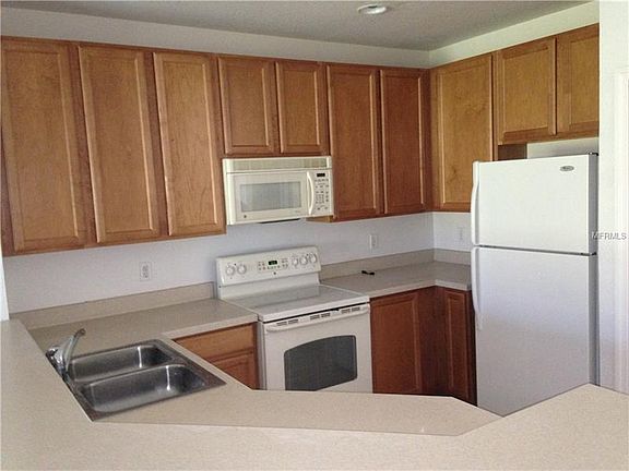 5th image of 10951 Savannah Wood Dr #163
