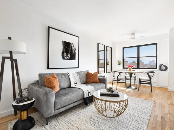 31 Jane Street image 1 of 11