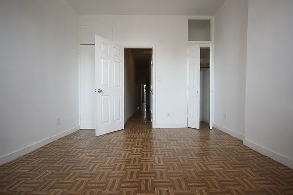 Rented by Nooklyn NYC LLC | media 13