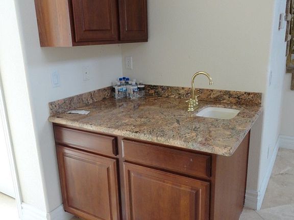 WET BAR AT FAMILY