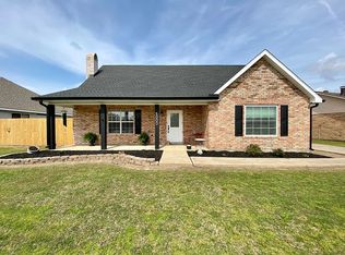 1000 Inverery Dr, Lake Charles, LA 70605