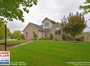 1203 Woodridge Dr, Decatur, IN 46733