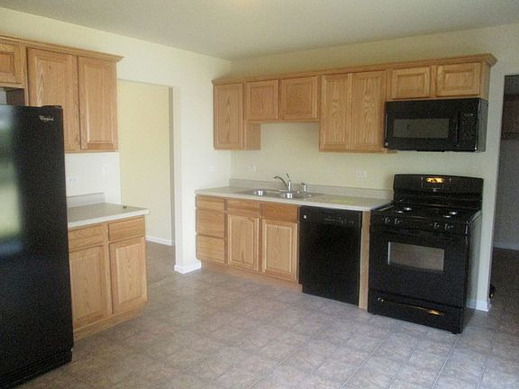 4th image of 4730 Lee Ct