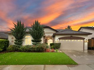 11585 Stonebrook Dr, Auburn, CA 95603