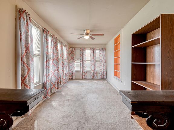 5th image of 300 N Rio Grande St