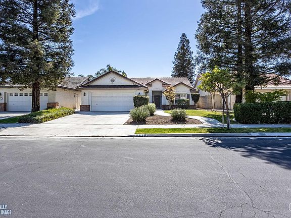 2nd image of 9815 Cabbage Rose Ave