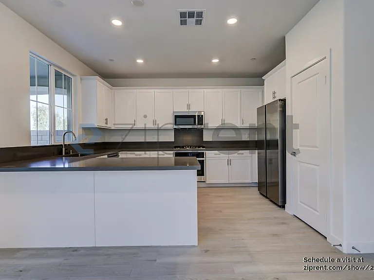 35431 Bains Ave — Photo 7