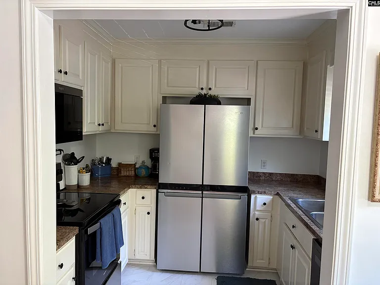 420 Cami Forest Ln — Photo 3