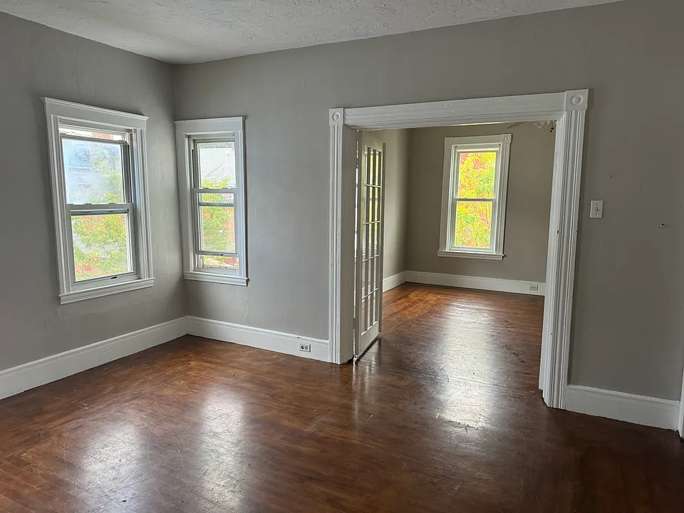 3 Aetna St #2