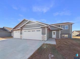 1013 Birch St, Harrisburg, SD 57032