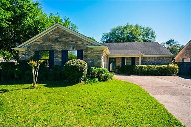 1st image of 3618 Green Fields Dr