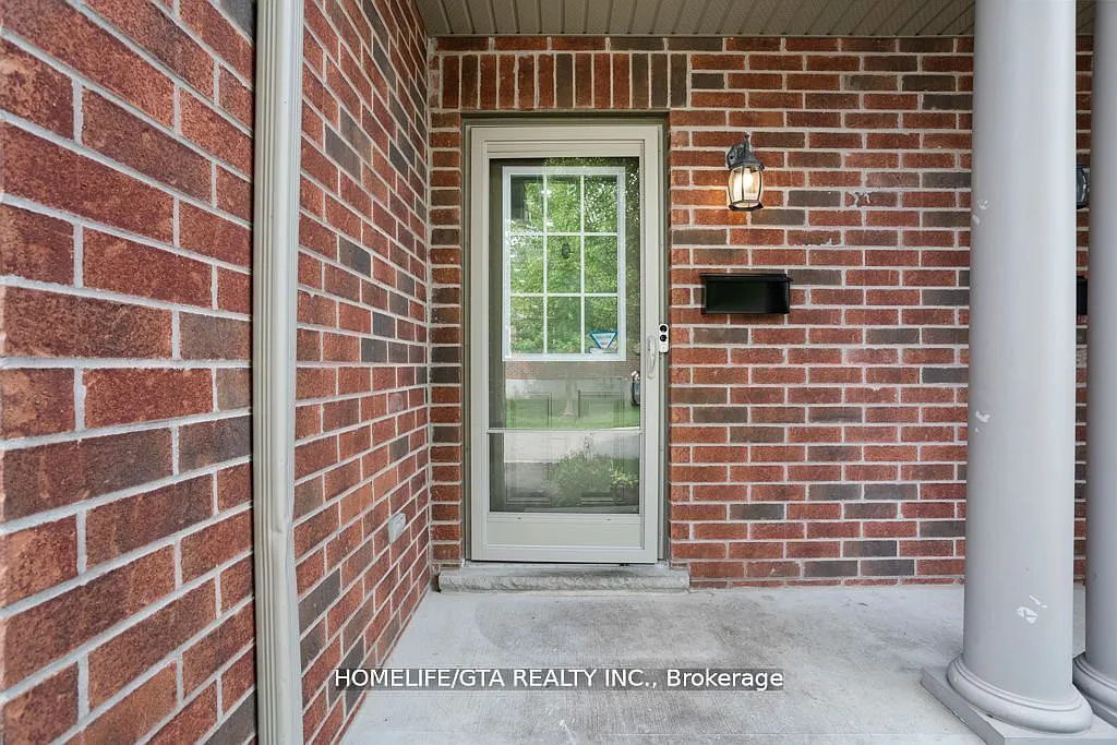 3 bed, $2,475 — Photo 2
