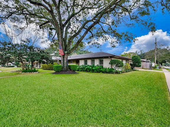3rd image of 4629 Briarbend Dr