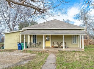 801 Peach St, Sanger, TX 76266