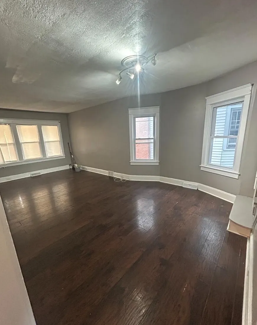 296 Homecrest Ave — Photo 4