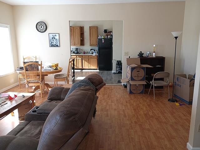 2nd image of 59C Ash St