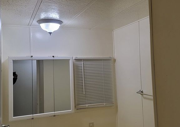 3rd image of 2065 Atwater Blvd Space 17