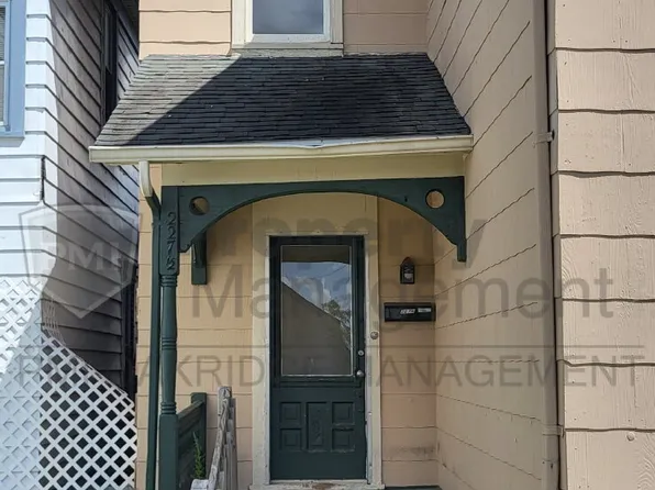 227 1/2 S Downing St, Piqua, OH 45356