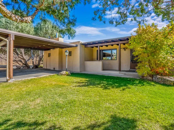 694 E Zia Rd, Santa Fe, NM 87505