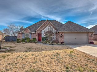 3803 SW Flatrock Ave, Bentonville, AR 72713