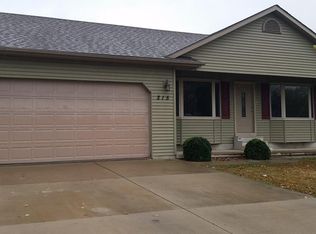 215 N Adams St, New Baden, IL