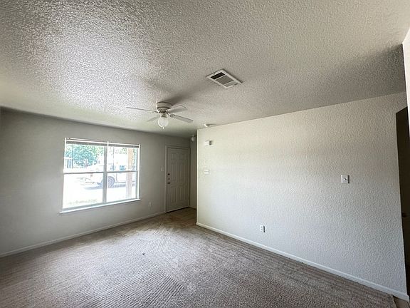 4th image of 206 Veterans Ave #B