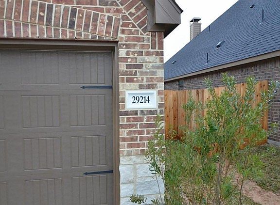 2nd image of 29214 Davenport Dr