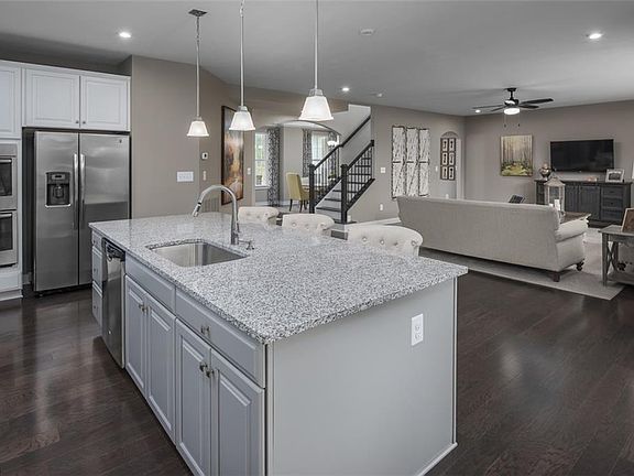 4th image of 3067 Bluebird Ct