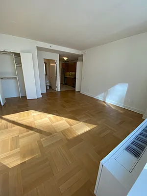 Rented by Windsor Property Management | media 8